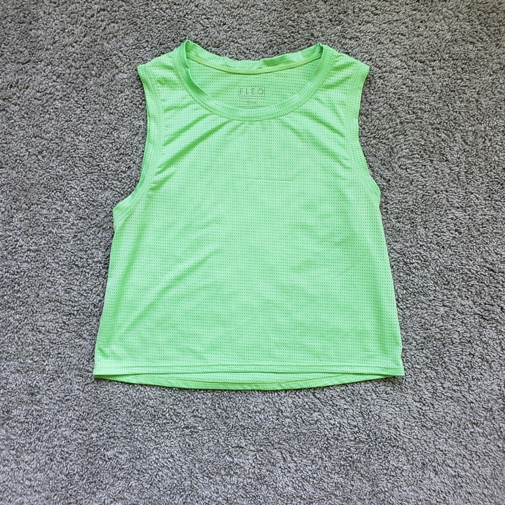 Fleo Dylan muscle crop